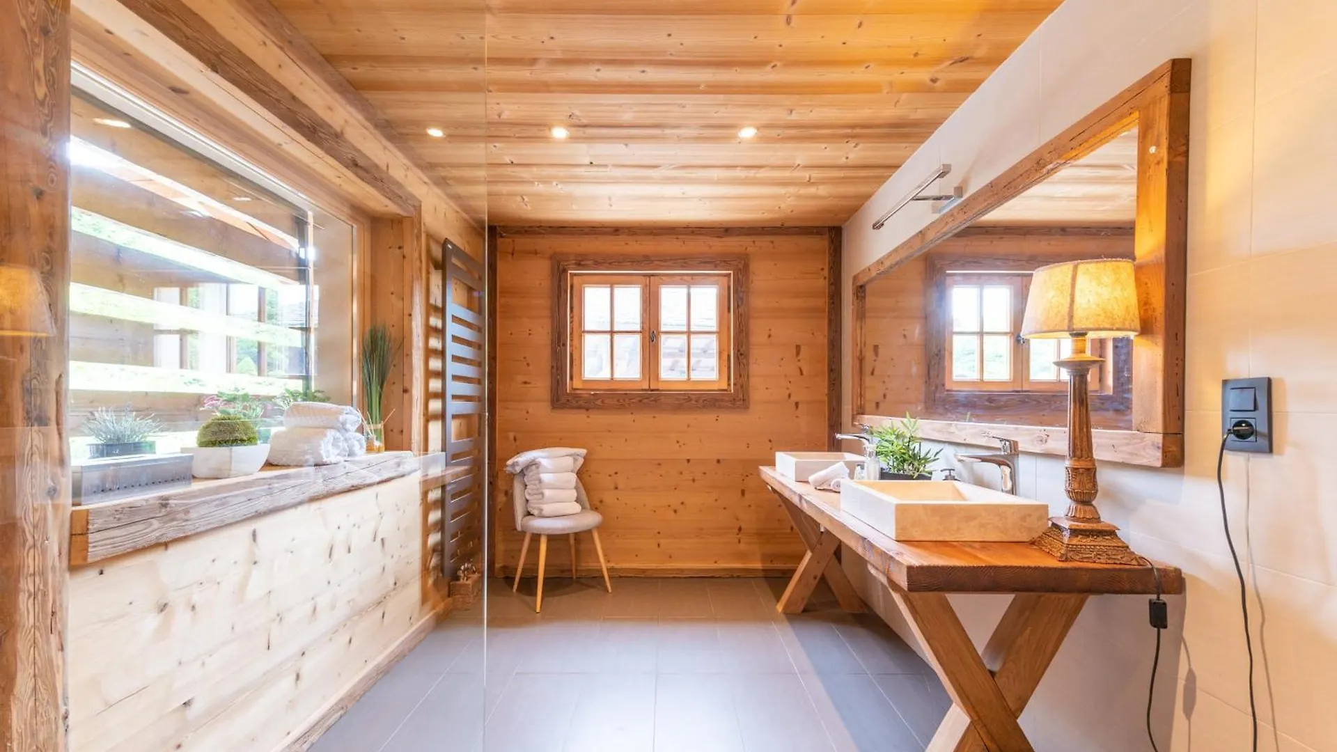 סן-ג'רבה-לה-באן Chalet Victoria - Magnifique Chalet Avec Piscine Privee
